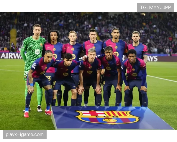 足球巨星新形象：场外生活写真展现个性风采与生活态度