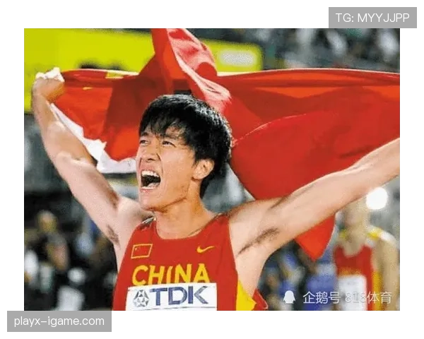 陶菲克当年赢球后直接去提了辆法拉利，训练馆里泡面当晚餐的人还在还花呗